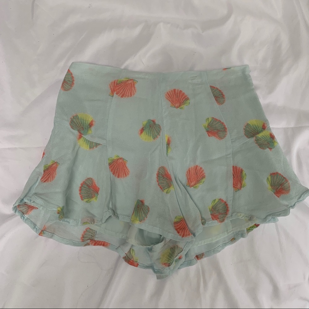 Flowy beach shorts